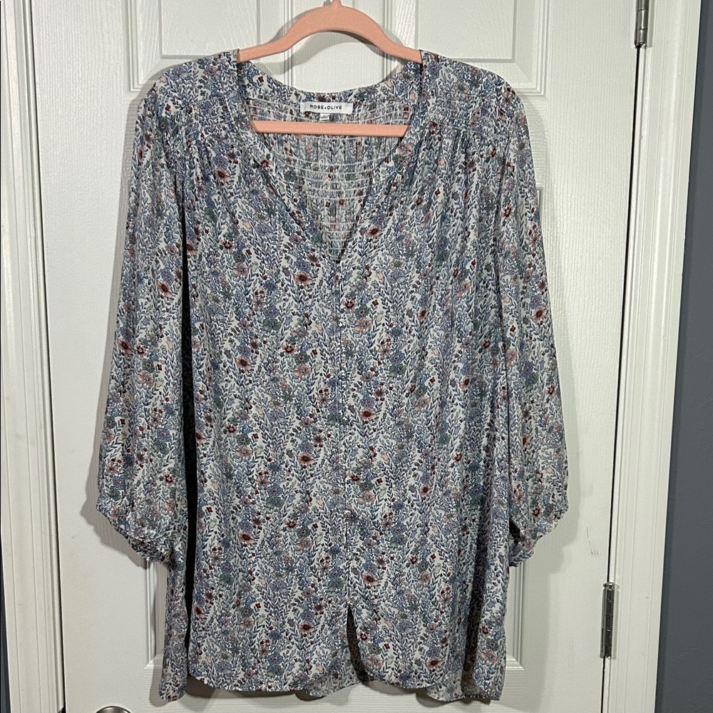 ROSE & OLIVE Floral V-Neck Blouse with three quarter sleeve covered buttons